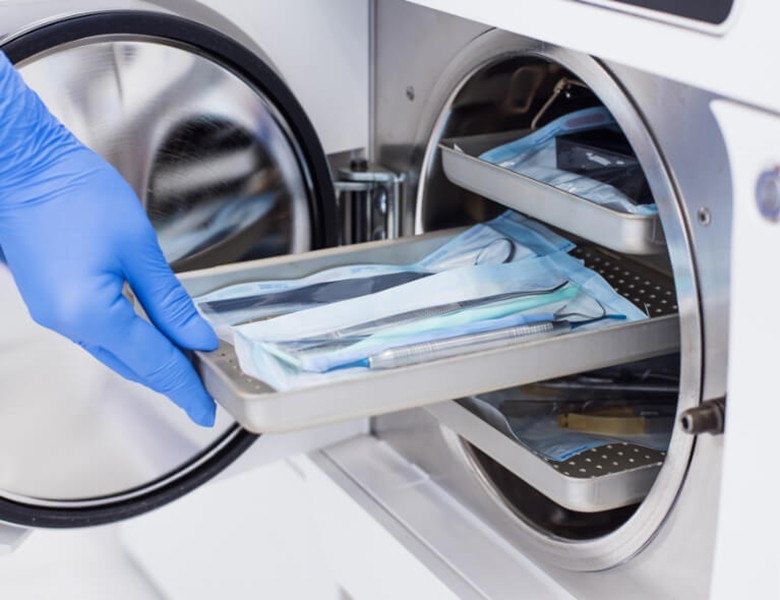 八千代緑が丘駅より徒歩1分の歯医者、公園都市プラザわかば歯科の衛生管理、救急体制