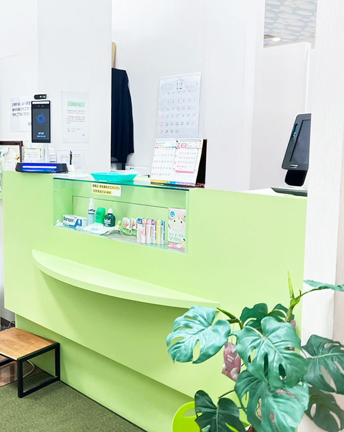 八千代緑が丘駅より徒歩1分の歯医者、公園都市プラザわかば歯科